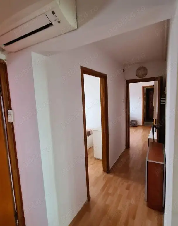 De vânzare Apartament 4 camere