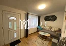Apartament la casa | Renovat | Garaj | Curte | Lazaret