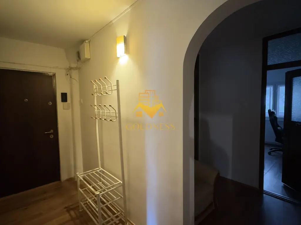 3 camere, decomandate, 2 balcoane, 2 bai, Manastur Zona 18 GYM, Tasnad