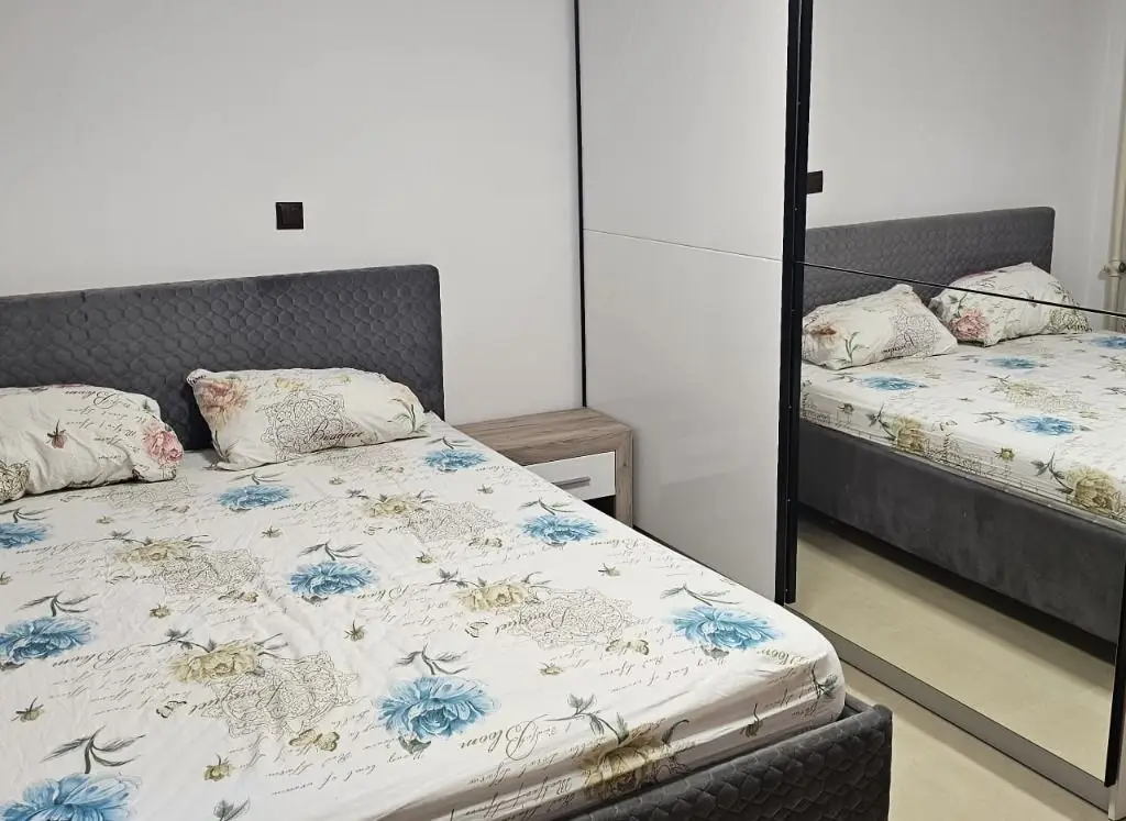 De inchiriat apartament cu 3 camere, zona Gara, 590 euro