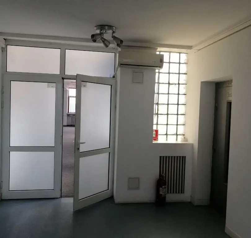Spatiu birori ultracentral str. Negustori