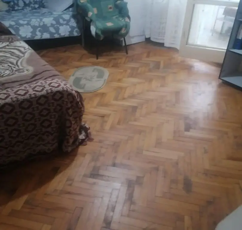 Vand apartament 3 camere langa policlinica Malcoci
