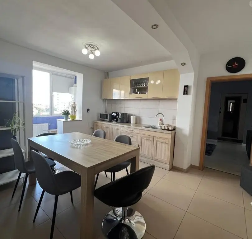 Apartament  3 camere Circumvalatiunii