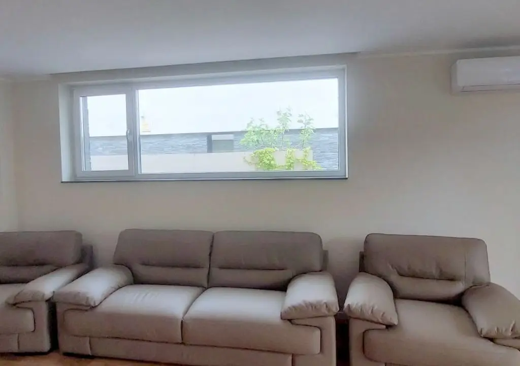 De vânzare casă premium tip duplex, vedere spre Lacul Brates, comision 0%