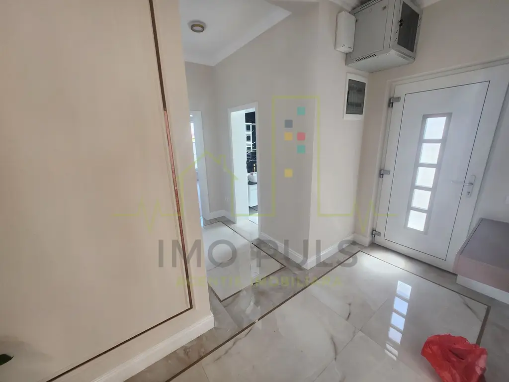 Duplex pe parter in Sacalaz. Pompe de caldura. Finisaje de top.