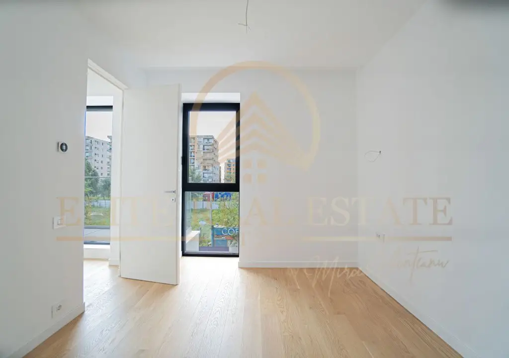 Stațiunea Mamaia - Vânzare apartament cu 2 camere, 2 bai si terasa de 47 mp.