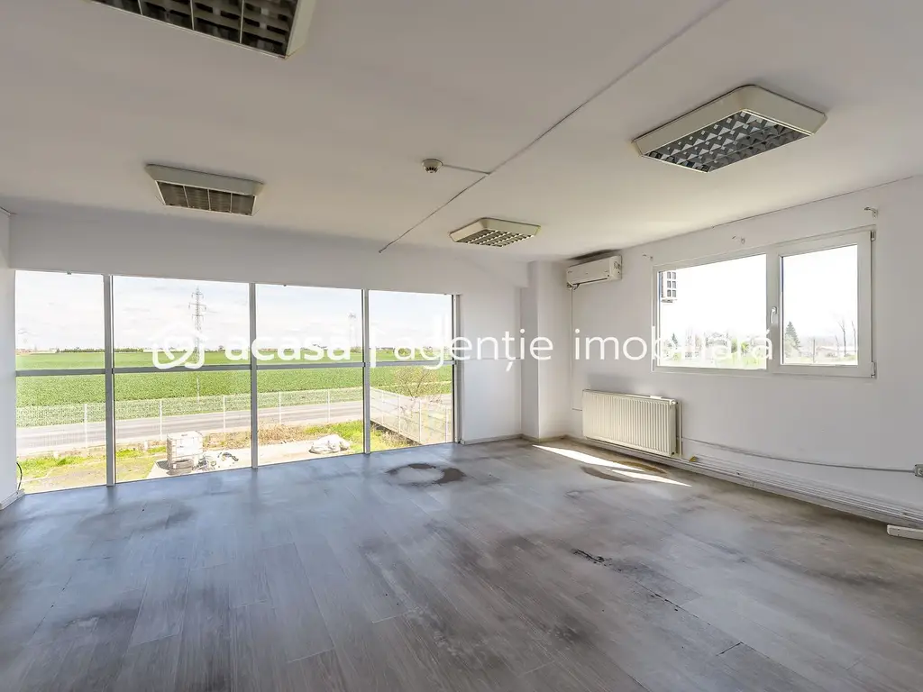 Hală industrială de vânzare 3495 mp în Arad