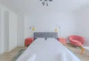 Apartament 3 camere, ultracentral, Oradea. 287 000 E. Comision 0