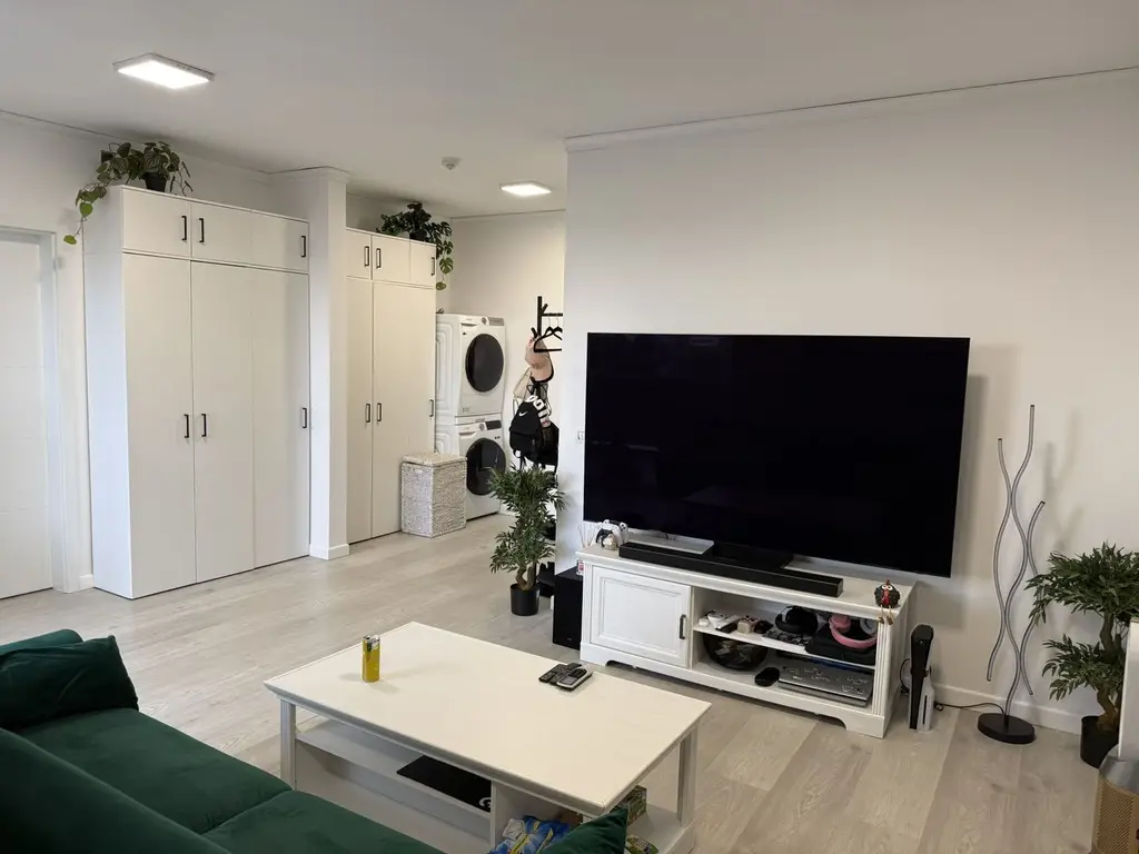 Ap. 2 cam, terasa, parcare, West Residence. 120.900 E neg. Comision 0
