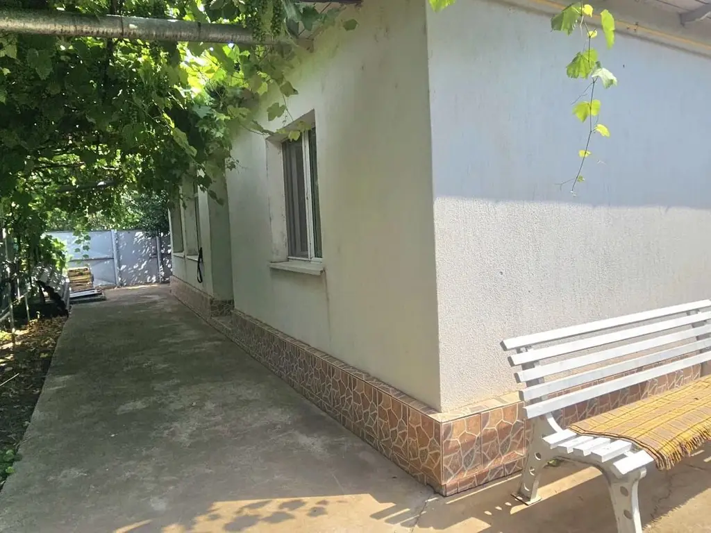 Casa la sol cu teren 1055 mp si livada - Vanatori, Galati