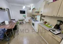 3 Camere. 2 Bai. Apartament pe 2 nivele. Pretabil investitie.