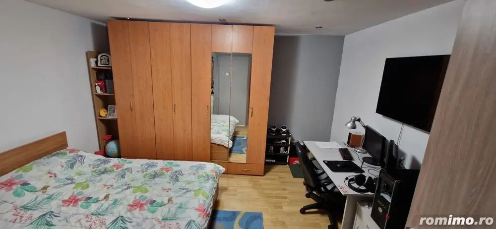 Vand Casa 4 camere ,Rahova Salaj