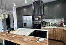 3 Camere cu 2 locuri de parcare (Negociabil) - Proprietar