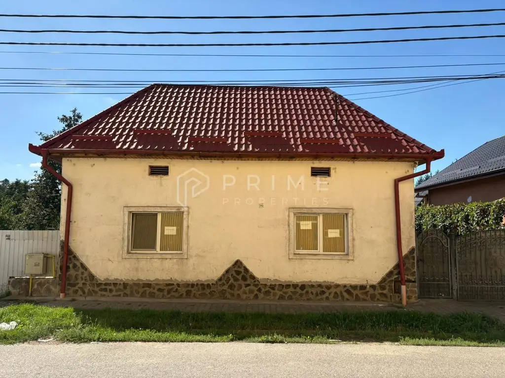 Casă familială pe un teren generos de 1.400 m² – Cristesti