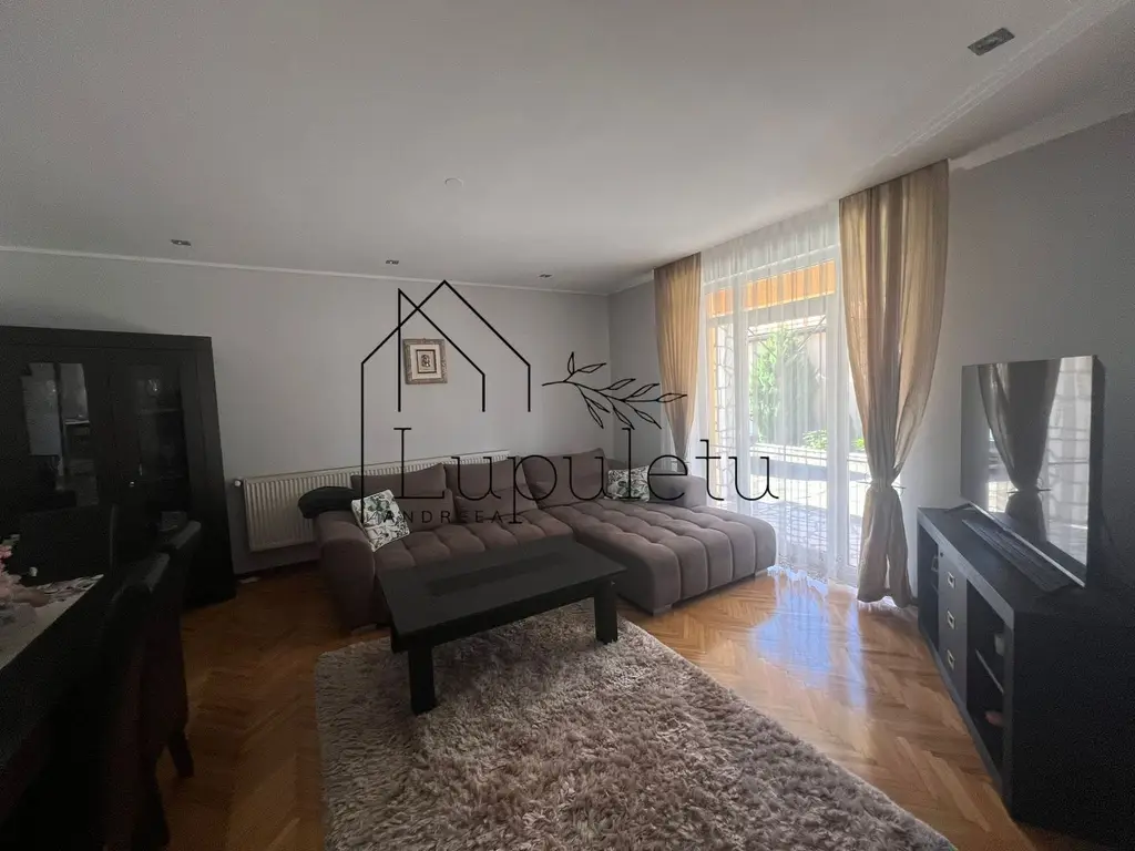 Casa de Vanzare Rasinari | 6 Camere | 200 MPU | Teren 979 MP |