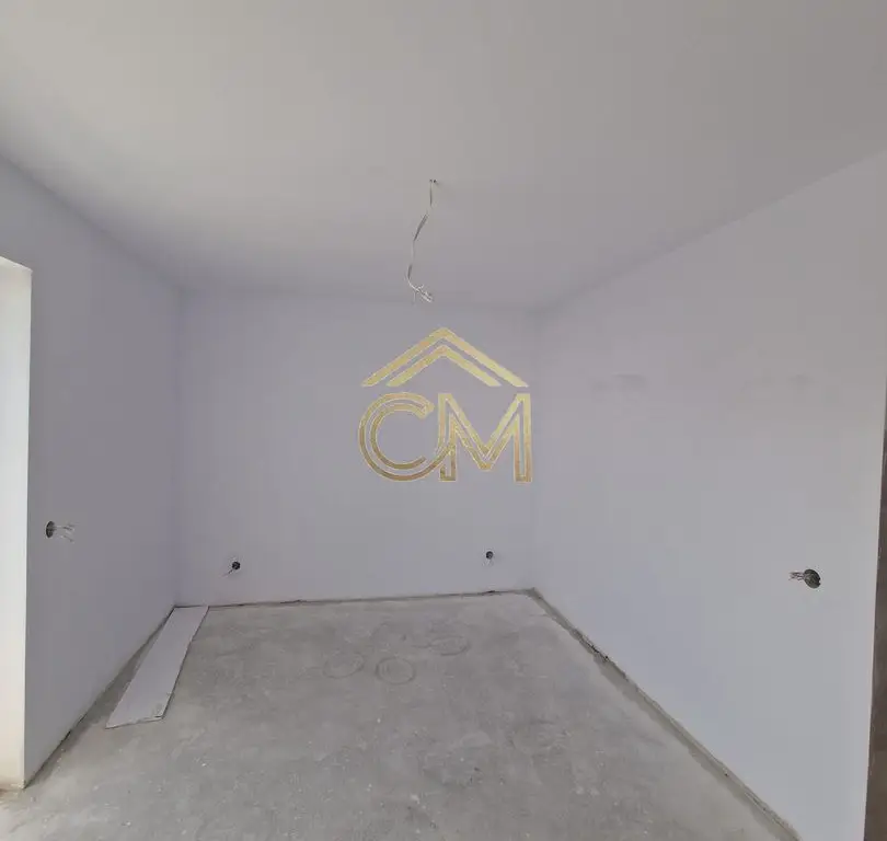 Casă 4 Camere - 110 MPU - 264 MP Teren - Terasa