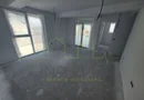 3 Camere. Lipovei. Bloc nou. Et. 1. Bucatarie separata. 2 Bai