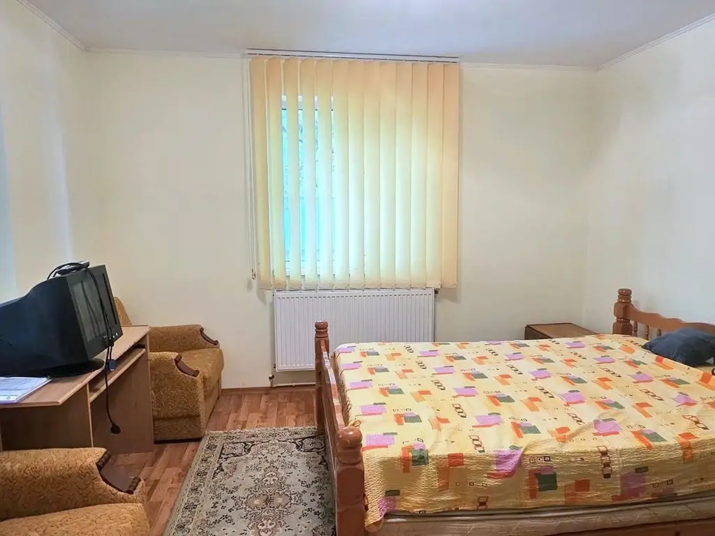 Casa la sol cu teren 1055 mp si livada - Vanatori, Galati
