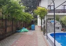 Afumati vila 8 camere , teren 1300 mp , piscina