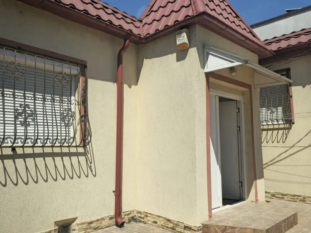 De vanzare casă individuală 3 camere Str. Vultur, 105.000 euro
