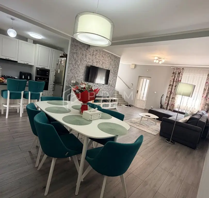 Duplex modern | Complet Mobilat și Utilat I Curte amenajată I Unirii