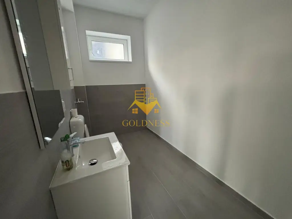 Casa moderna, prima inchiriere, 600 mp teren, curte, parcare, Dezmir