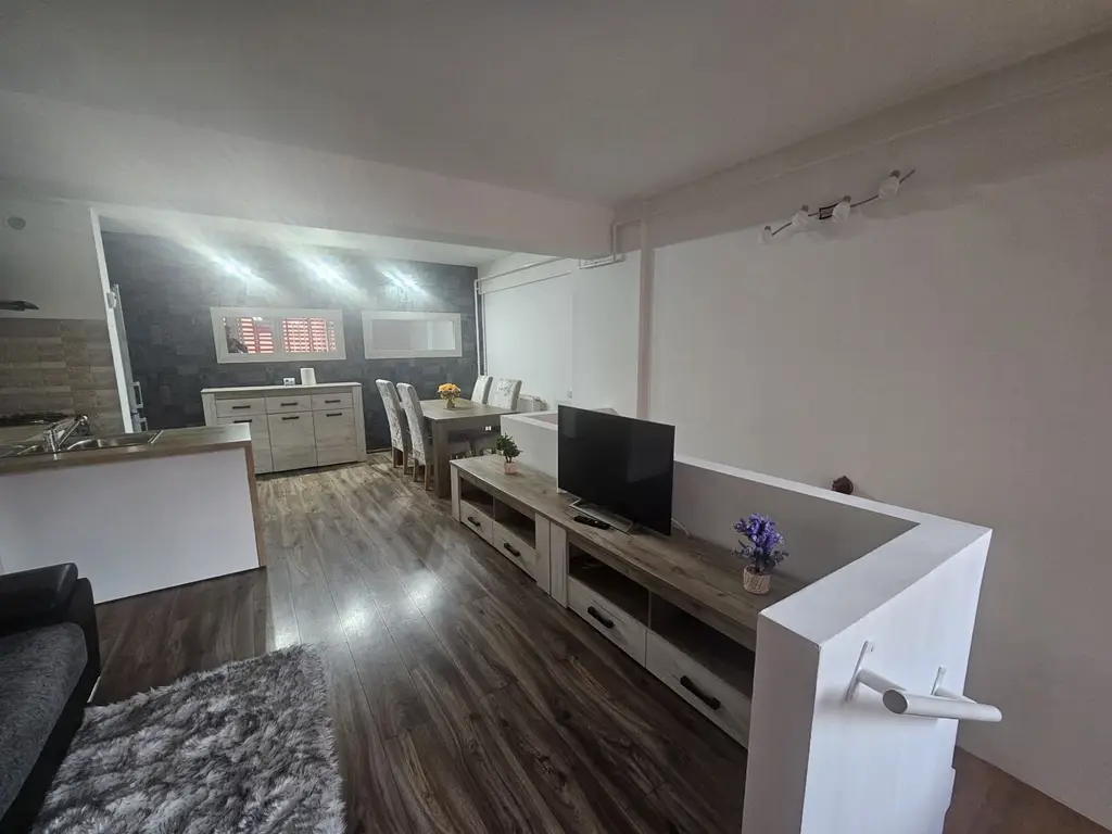 Apartament 2 camere, bloc 2010, garaj, Centru - Nord