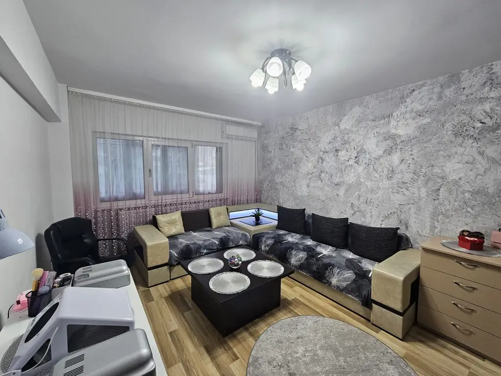 Apartament deosebit 3 camere – lux, complet mobilat, zonă excelentă
