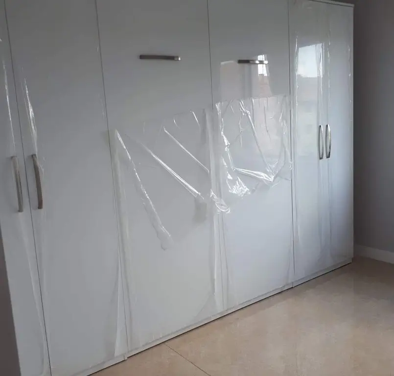 Ag EUROPA vinde apart NOU cu 3 camere in zona Carpati la etajul 4.