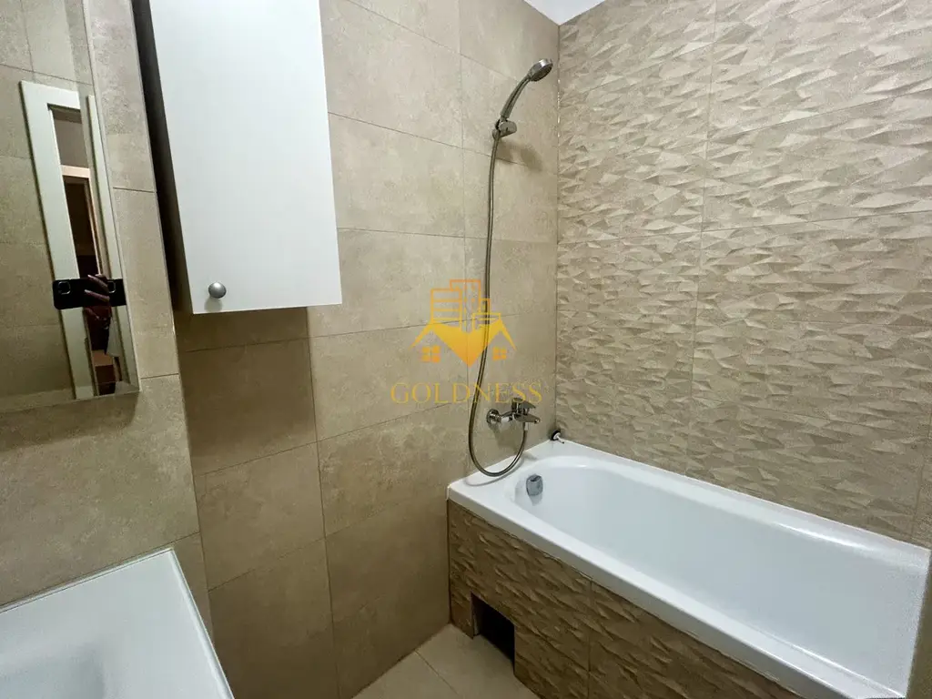 Apartment 3 camere 80 mp Riviera Luxury cu parcare.