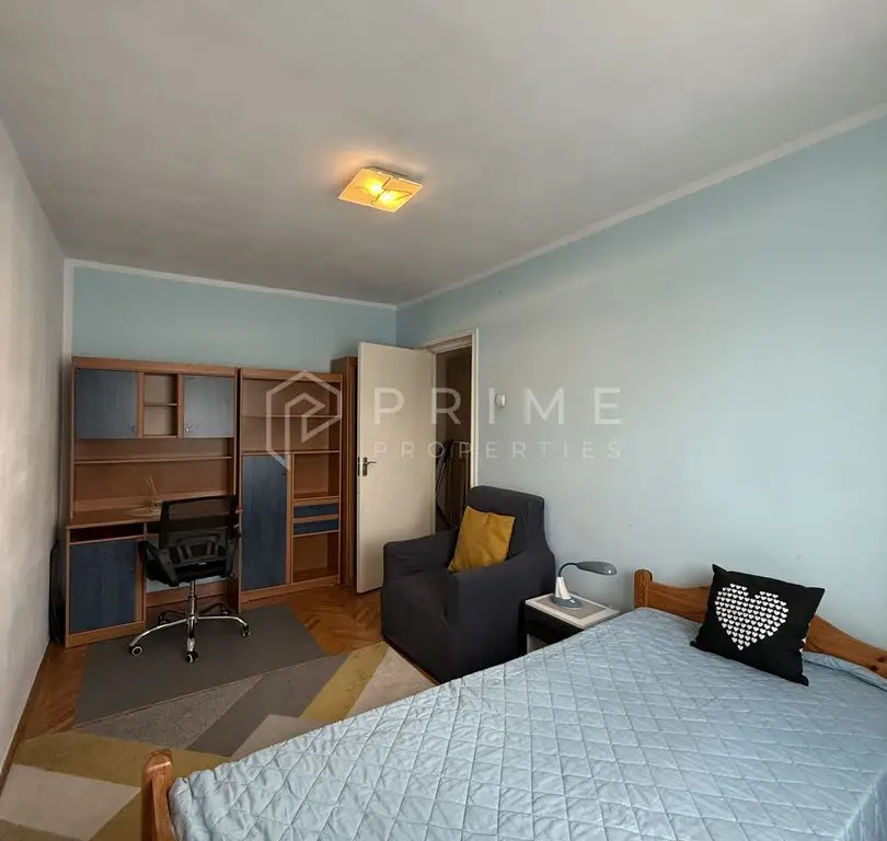 Apartament 3 camere de închiriat – Dâmbu, etaj 1, ideal pentru studenț
