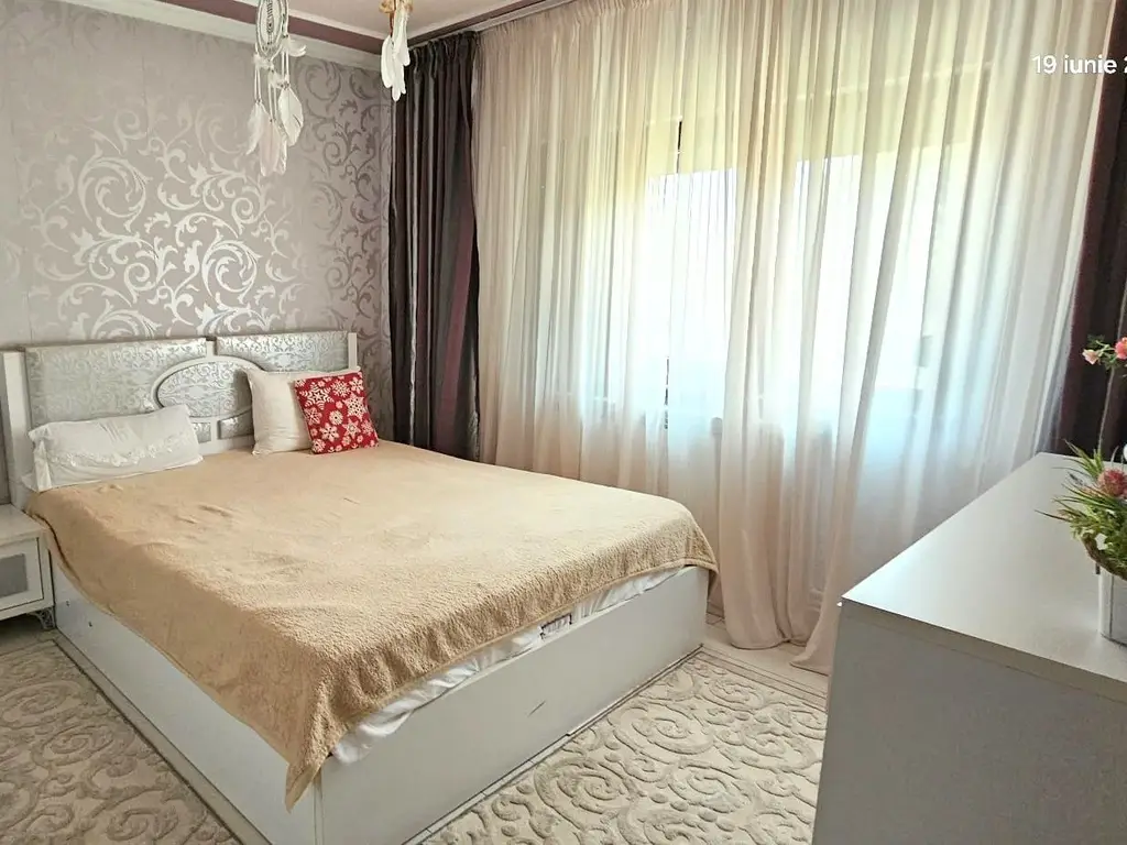Apartament modern cu 3 camere de închiriat – Siderurgiștilor Vest