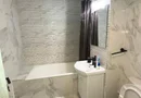 BRASADAS vinde ap 3 cam etaj 3/4 în Micro 17.