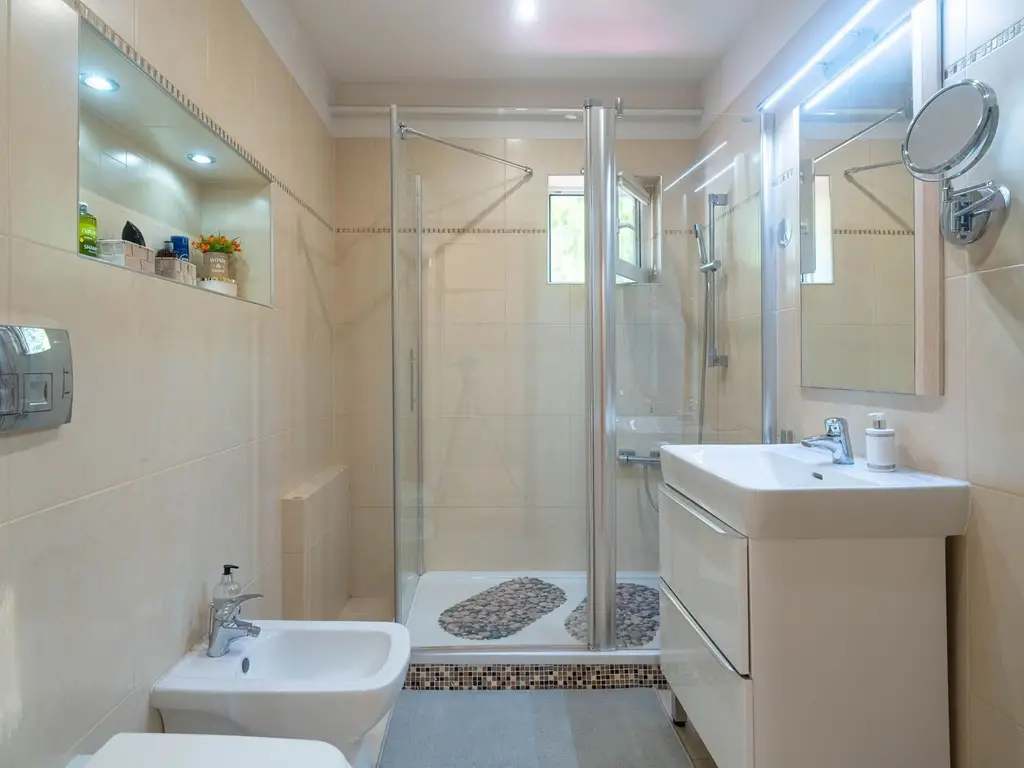 Apartament 2 camere cu lift și cheltuieli mici