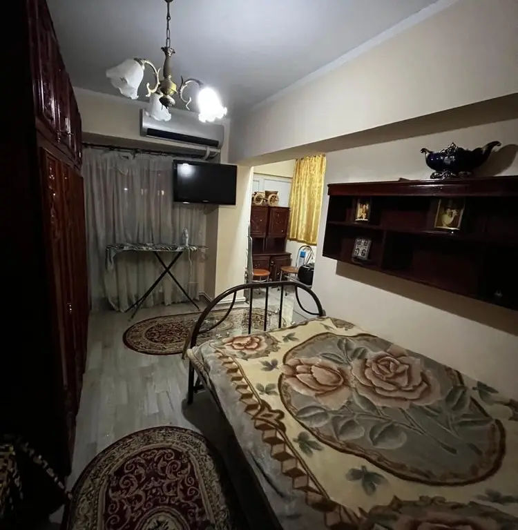 Vand apartament 4 camere
