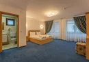 Pensiune Râșnov, 13 camere plus locuință proprietar, zonă Cetate