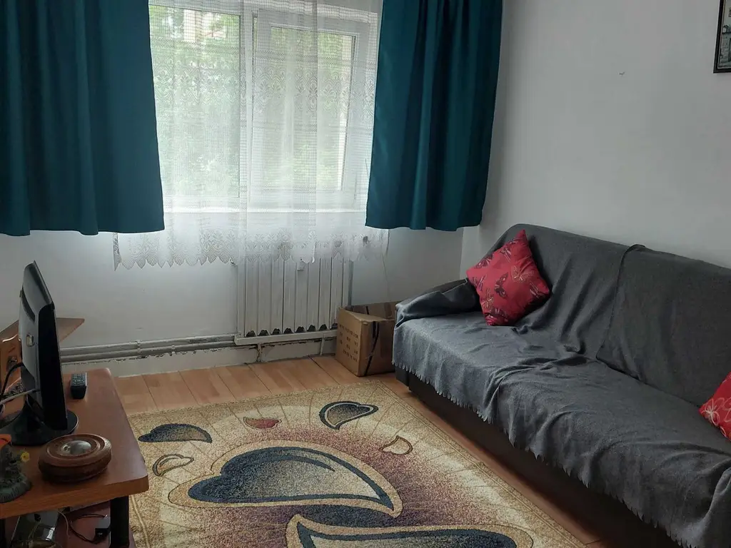 Propritar vand apartament cu 4 camere Timisoara
