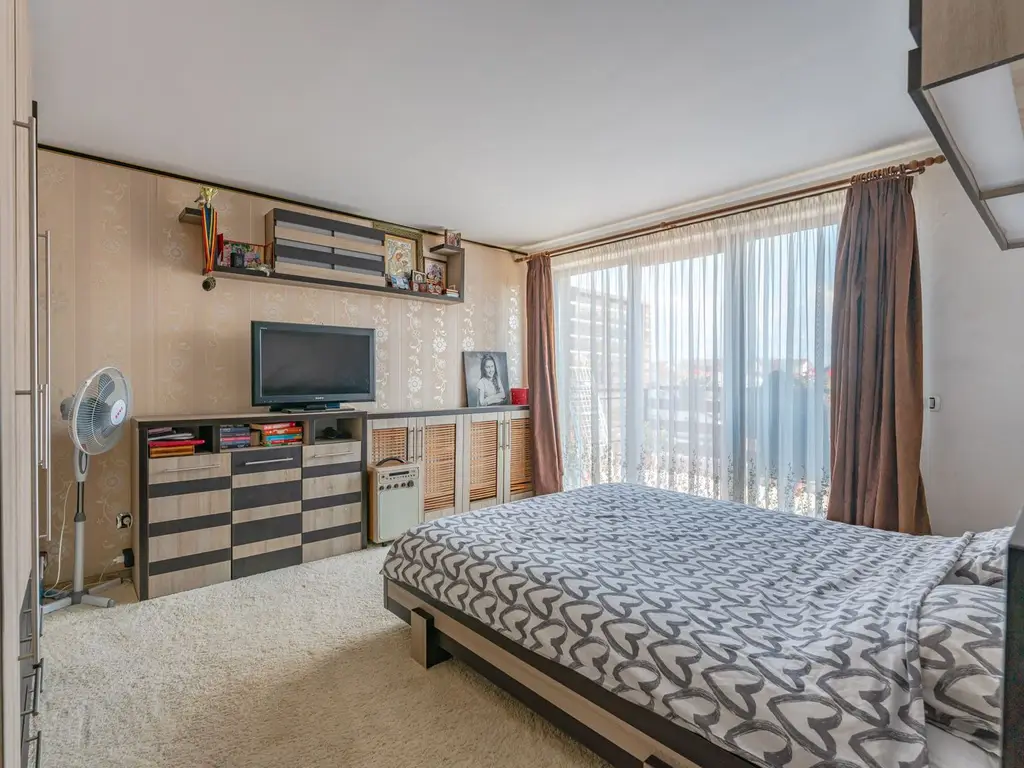 Apartament 2 Camere de Vânzare, Mobilat și Utilat, Sânpetru