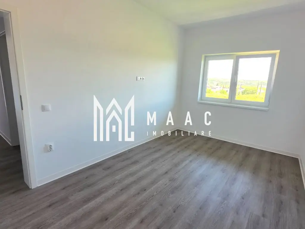 Apartament 2 camere de vânzare Selimbar | Central | curte 90 mp, parcare