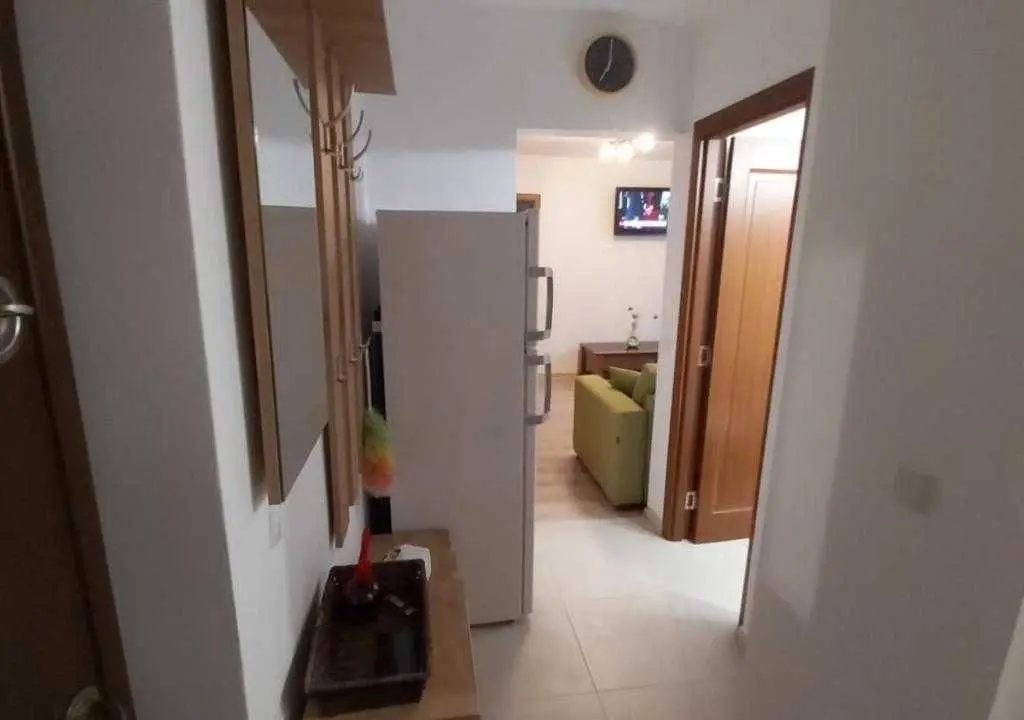 Apartament cu 2 camere din Micro 14