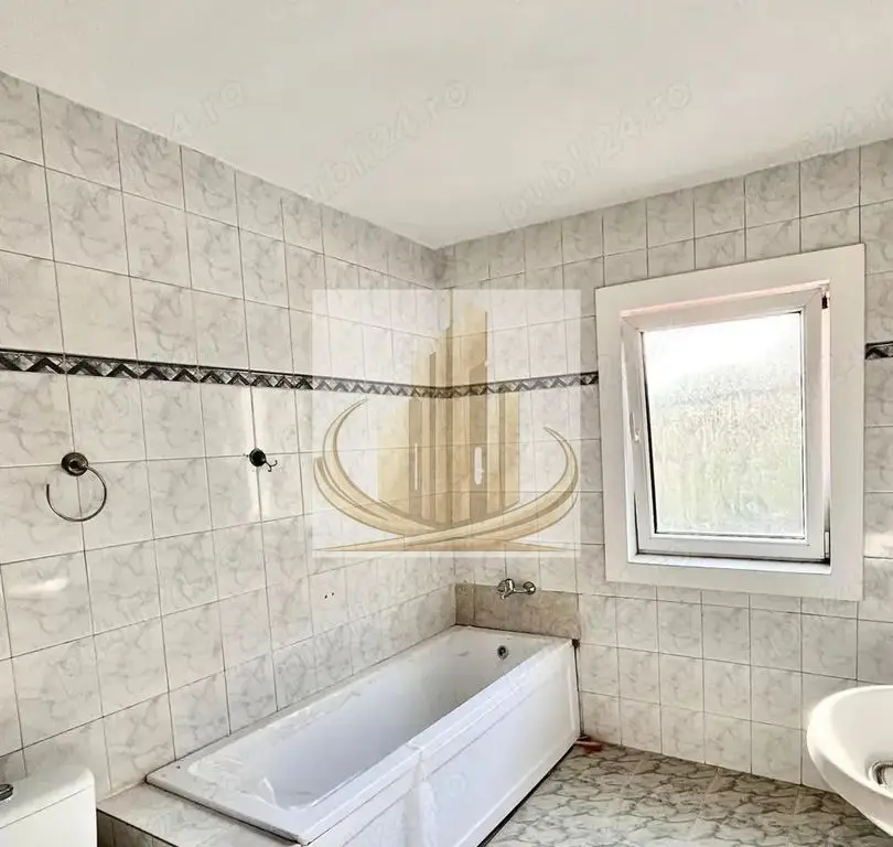 De Vanzare Duplex zona Lipovei 168mp 239000 Euro