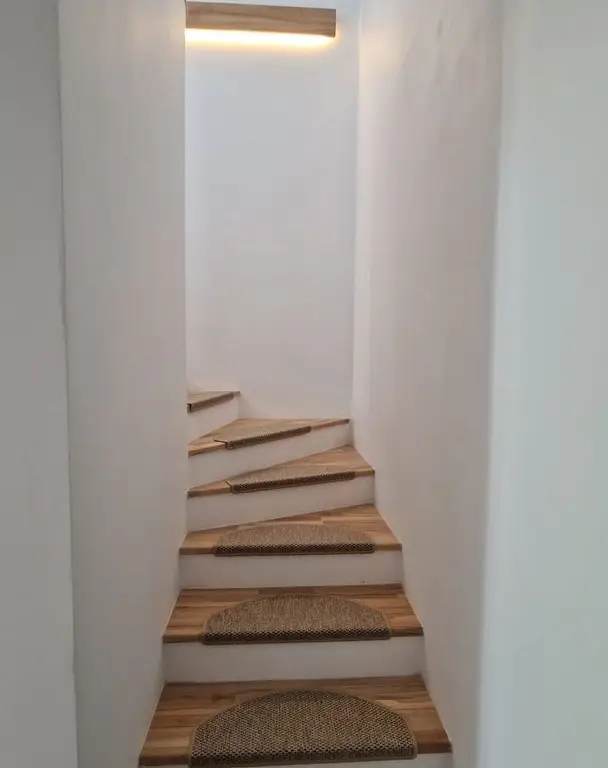 BRASADAS vinde URGENT prin REPR. EXCLUSIVA casa in Paulesti.