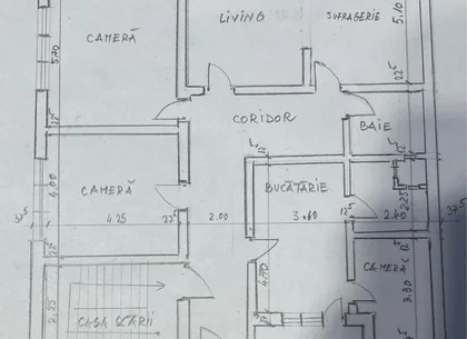 BRASADAS vinde ap 5 cam etaj 1 in casa cu etaj centru vechi.