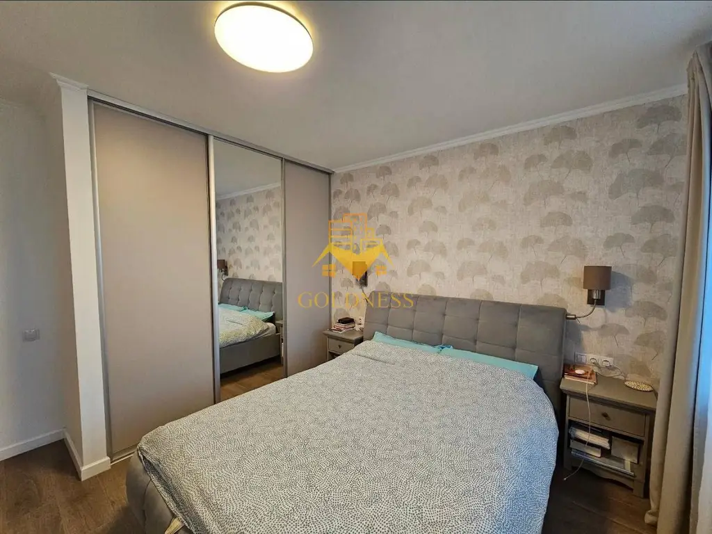Casa individuala, 4 camere, parcare, 120mp,300mp teren,cartier Voronet