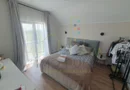 Duplex cu 5 Camere. 3 Bai. Dormitor la parter. Finisat la cheie. Teren 334 mp