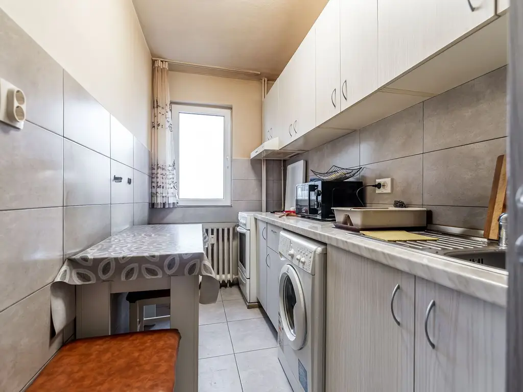 Apartament 3 camere decomandat - Vlaicu, Arad - COMISION 0%
