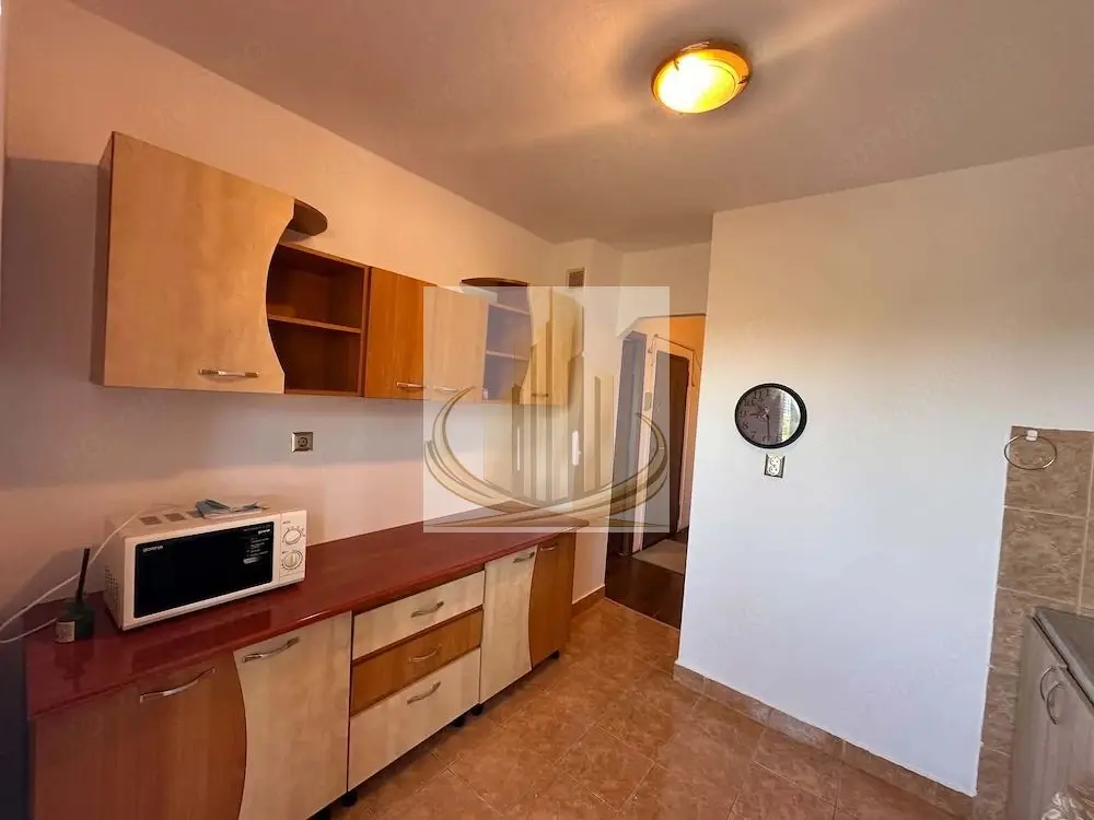 Apartament 2 camere decomandat etajul 3 Lipovei