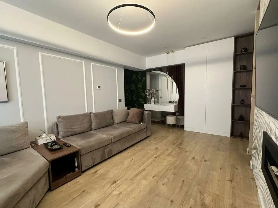 Apartament 3 camere lux cu loc dublu de parcare