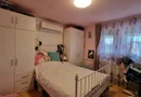 BRASADAS vinde ap 3 cam modernizat și parțial mobilat.