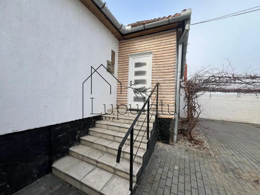 Casa Individuala de Inchiriat | 88 MPU | 2 Camere | Selimbar